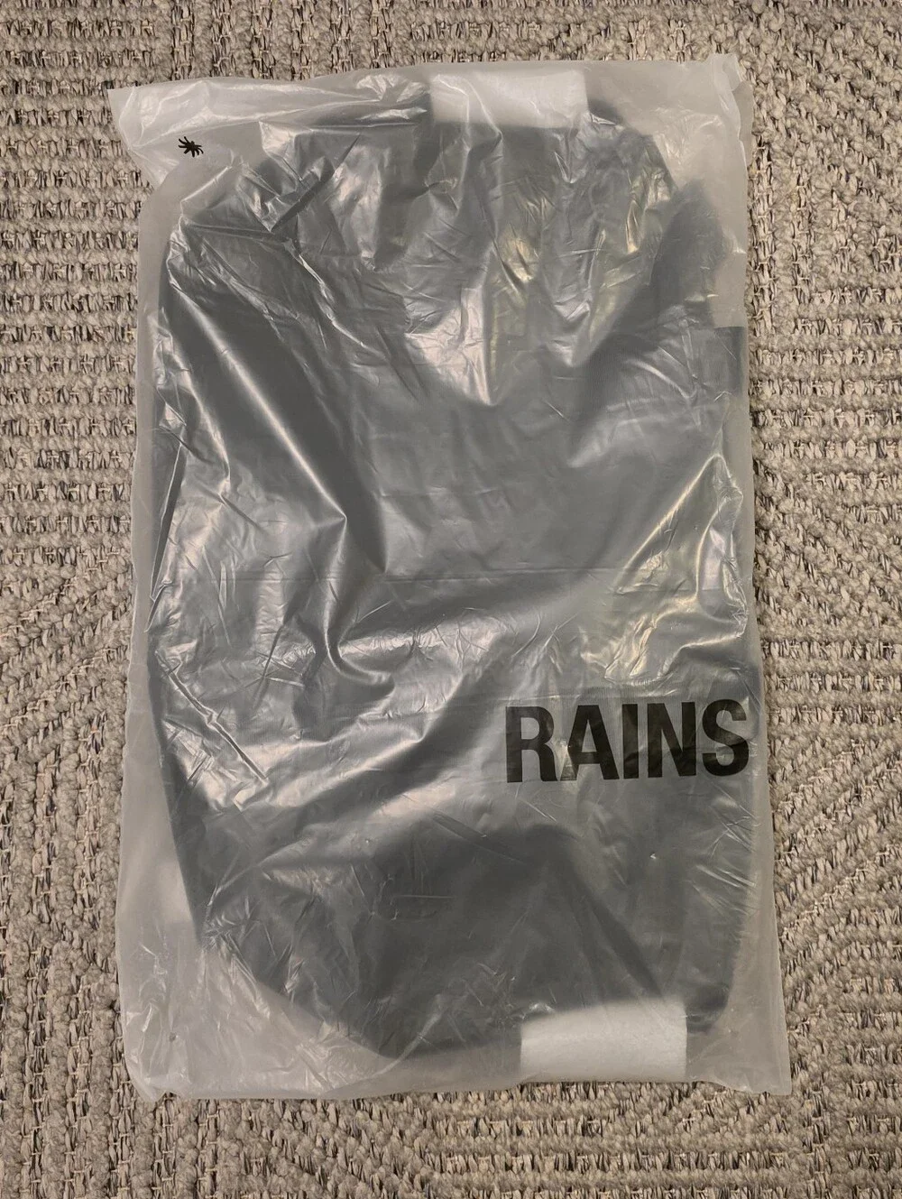 Rains Hilo Black Travel Waterproof Weekend Bag